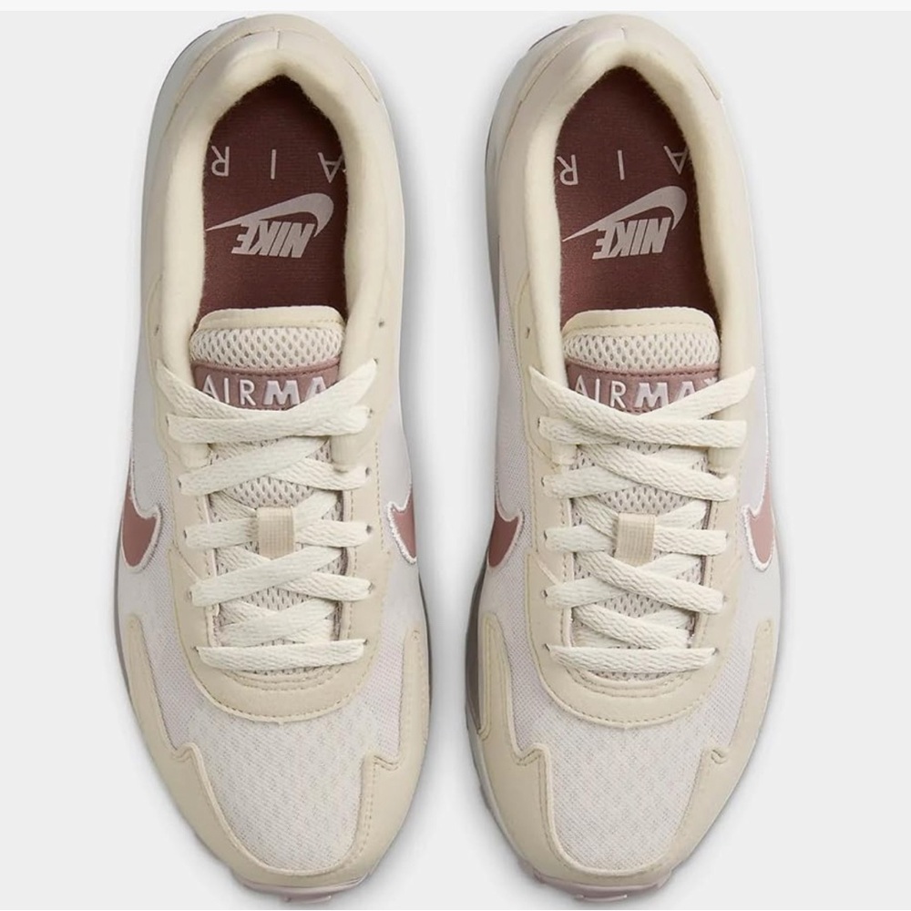 Nike Air Max Solo, Women’s Sz. 10, Style FN0784-005 New Sneakers - Picture 2 of 16